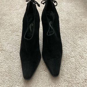 Vintage Fortuna Valentino Ankle Boots